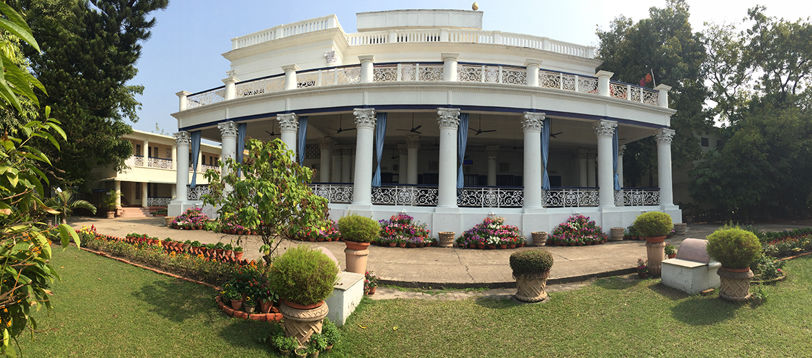 Central building at Dakshineswar ashram